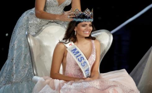 ستيفاني دي فالي،