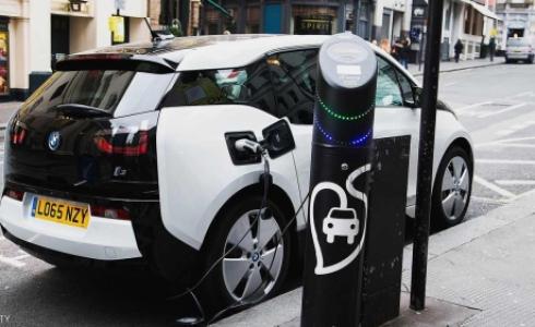 التخلص تدريجيا من سيارات البنزين والديزل