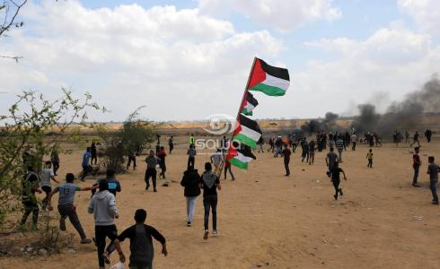 المتظاهرون الفلسطينيون في مسيرة العودة بغزة اليوم الاثنين