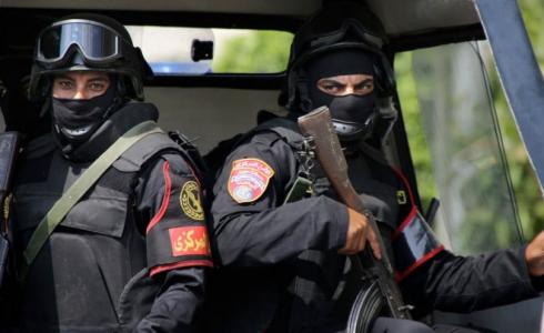 قوة أمنية مجهولة تقتحم مقر صحيفة المصريون