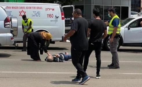 الشهيد مصطفى يونس بعد إطلاق حراس مستشفى "شيبا" النار عليهن في 13 أيار/مايو الماضي