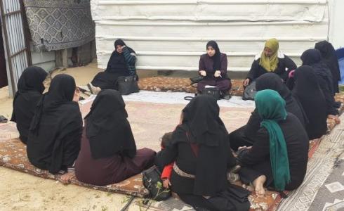 جانب من الوشة التوعوية التي نظمها لجان العمل النسائي شمال غزة حول الزواج المبكر