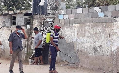 الديمقراطية تواصل حملة التعقيم لشوارع ومنافذ المغراقة لمنع تفشي كورونا