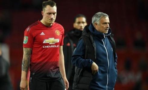 المدرب البرتغالي جوزيه مورينيو 