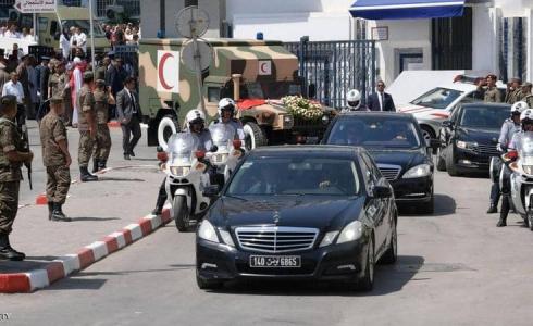 نقل جثمان الراحل من المستشفى العسكري في تونس