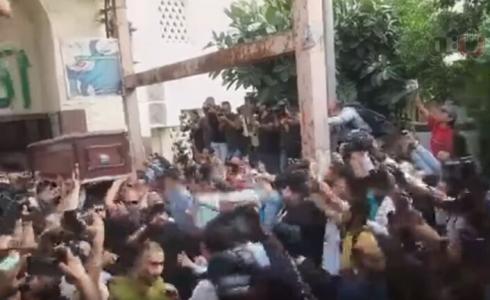 حشود في جنازة الفنان الراحل هيثم احمد زكي