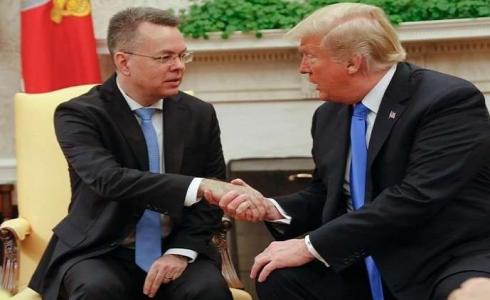 الرئيس الامريكي يلتقي القس برانسون