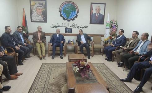 جانب من لقاء رجال الأعمال بأعضاء الكلية الجامعية للعلوم التطبيقية