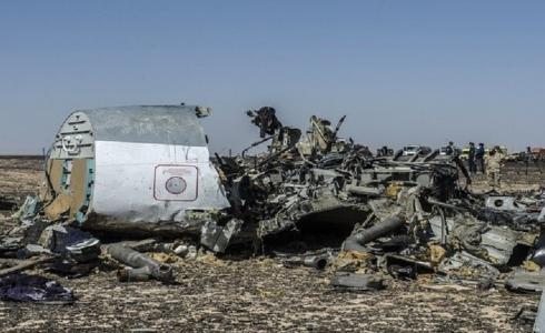 جزء من تحطم الطائرة الروسية في مصر