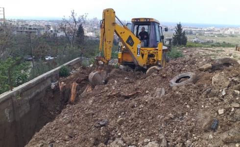 مشروع إعادة بناء الحائط الجنوبي  لمقبرة مخيم البرج الشمالي 