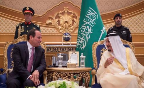 الرئيس المصري عبد الفتاح السيسي مع العاهل السعودي الملك سلمان بن عبد العزيز.