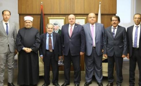 الهيئة العليا للرقابة الشرعية تعين نائباً وأميناً للهيئة برام الله