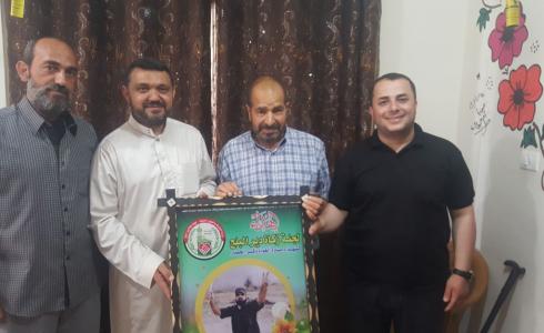 لجنة زكاة دير البلح تزور عائلات شهداء مسيرة العودة