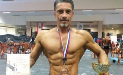 اللاجئ الفلسطيني شادي فريد درويش