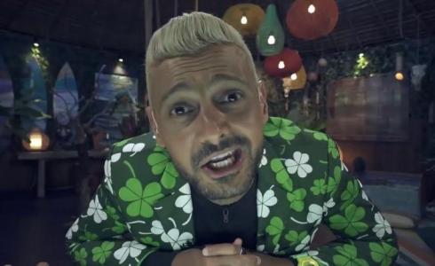 الفنان رامز جلال مقدّم برنامج رامز في الشلال.jpg