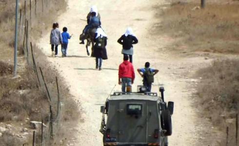 التربية الحرب على المدارس تستعر