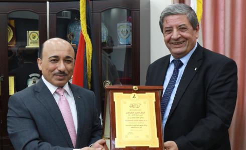 جامعة الأقصى تستقبل وزير الاشغال العامة والإسكان