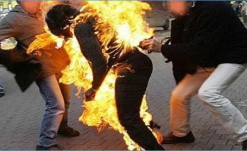 شاب يحاول الانتحار حرقا