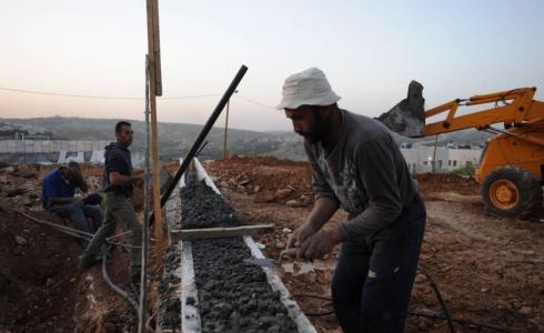 عمال -توضيحية-