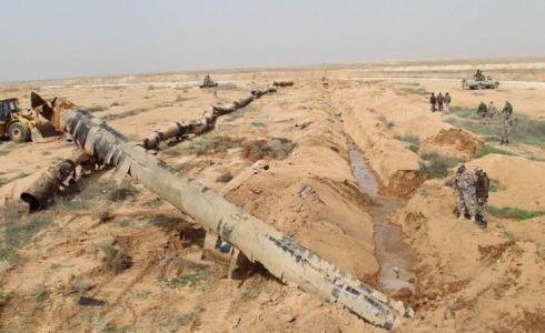 أنابيب نفطية قديمة 