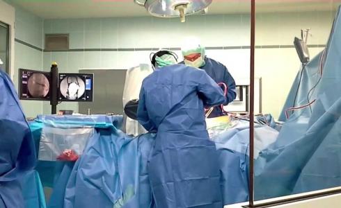 عملية جراحية - توضيحية-