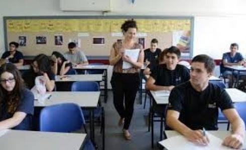 مقترح لتقليص مدة العطلة الصيفية للمدارس في إسرائيل