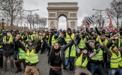 السترات الصفراء في فرنسا