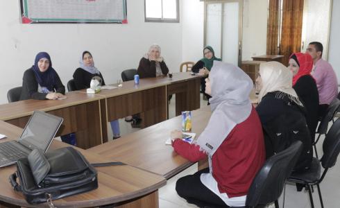 جمعية المرأة العاملة تختتم دورة تدريبية في تمكين قدرات الشباب