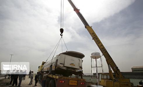 مقتل 20 شخصا إثر سقوط حافلة ركاب في إيران