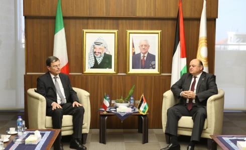 جانب من اللقاء