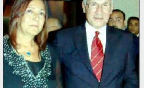 عزت أبو عوف وزوجته الراحلة