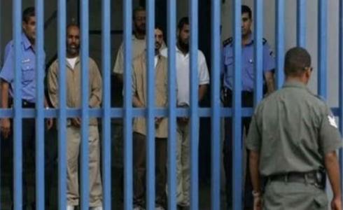 الاسرى في   سجون الاحتلال