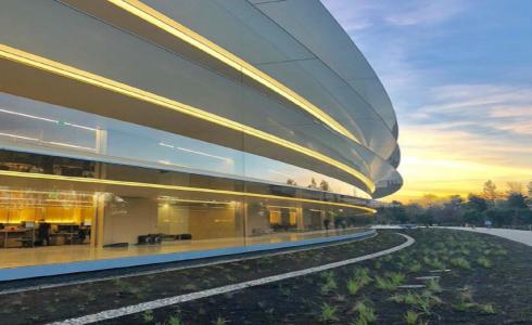 مقر شركة آبل الامريكية