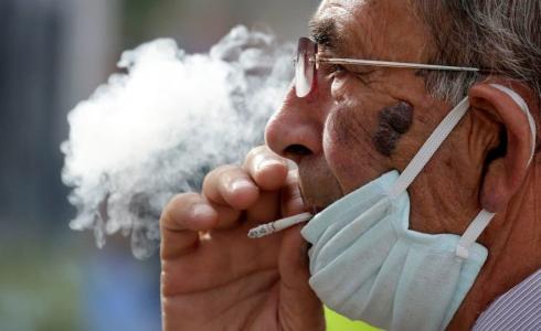 علماء يحذرون - المدخنون أكثر عرضة 3 مرات للإصابة بفيروس كورونا