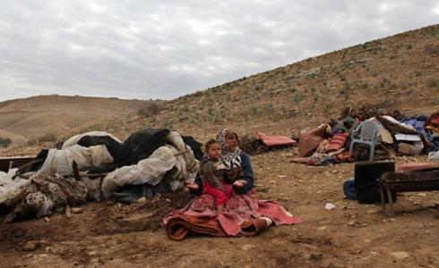  الاحتلال يُشرّد عائلات فلسطينية بحجة التدريبات العسكرية