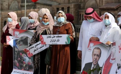 بلدية دير البلح تنظم وقفة مساندة للشعب التركي عقب زلزال إزمير