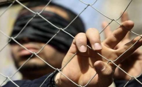 4 أسرى يواصلون إضرابهم عن الطعام 
