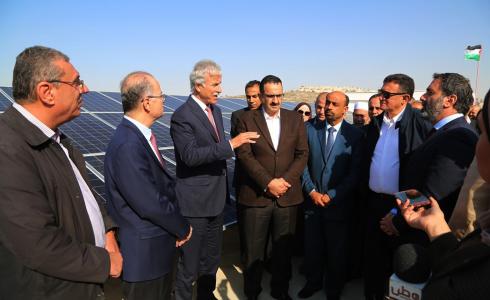 التربية والاستثمار الفلسطيني يدشنان الطاقة الشمسية في الأدهمية بضواحي القدس