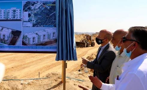 الأونروا توقع عقد لبناء 33 شقة بخان يونس