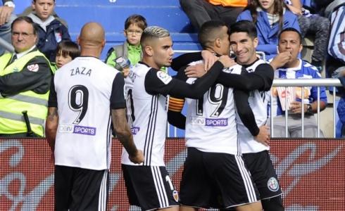 لاعبو نادي فالنسيا