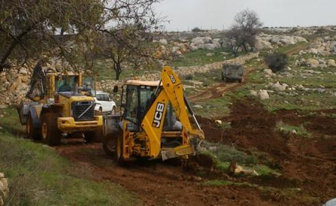 الاستيلاء على جرافة فلسطينية - أرشيفية 