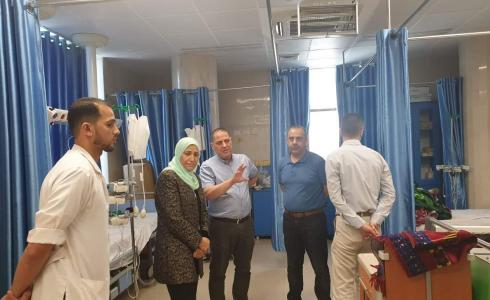 الوزيرة حمد تتفقد أحوال المرضى في غزة