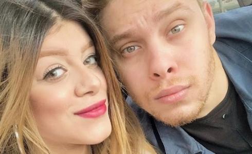 احمد حسن وزوجته زينب