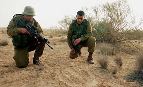 عناصر من وحدة قصاصو الأثر في الجيش الإسرائيلي على حدود غزة -ارشيف-