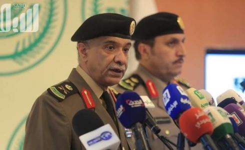 السعودية تحذر من تصوير النساء خلال قيادة السيارة