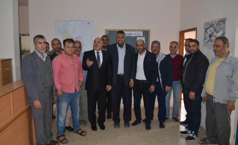 عابد يزور مكتب وزارة الاقتصاد في رفح
