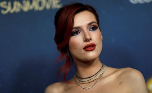  الممثلة الأمريكية الشابة بيلا ثورن