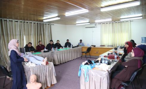 برنامج غزة للصحة النفسية يعقد سلسلة دورات تدريبية بعنوان الإسعافات الأولية وانعاش القلب