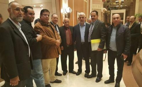 أعضاء من الفصائل الفلسطينية في القاهرة