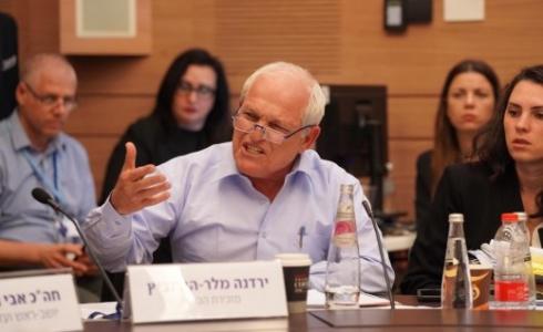 مندلبليت ينتقد منح كاتس الحصانة البرلمانية